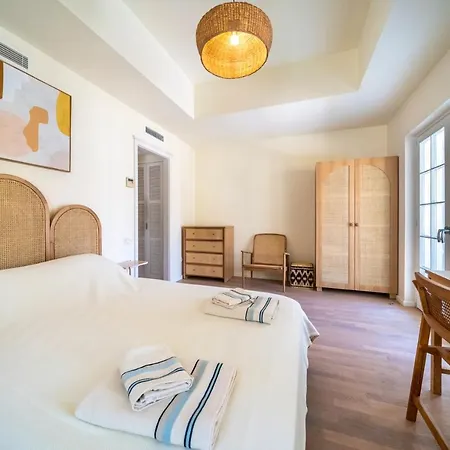 Delightful Townhouse In Gocek. Beach, Pool, Wi-fi Willa Göcek