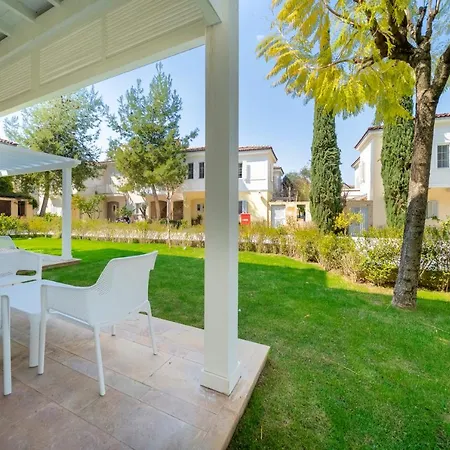 Vilă Delightful Townhouse In Gocek. Beach, Pool, Wi-fi