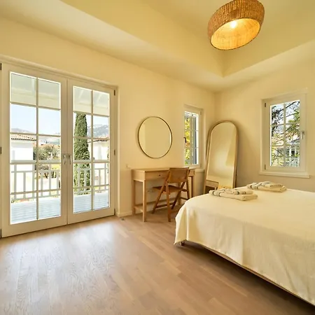 Delightful Townhouse In Gocek. Beach, Pool, Wi-fi Vilă